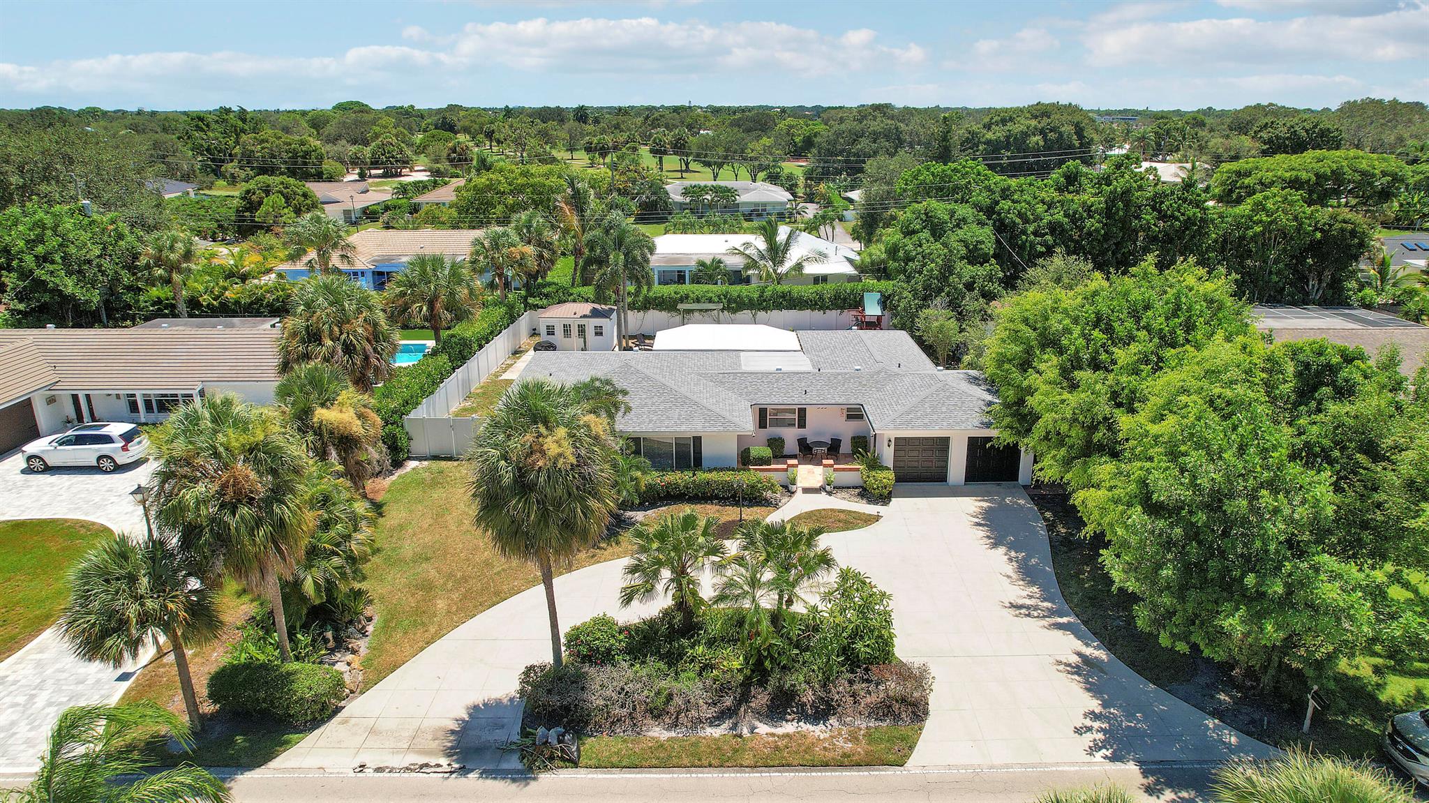 335 Country Club Drive