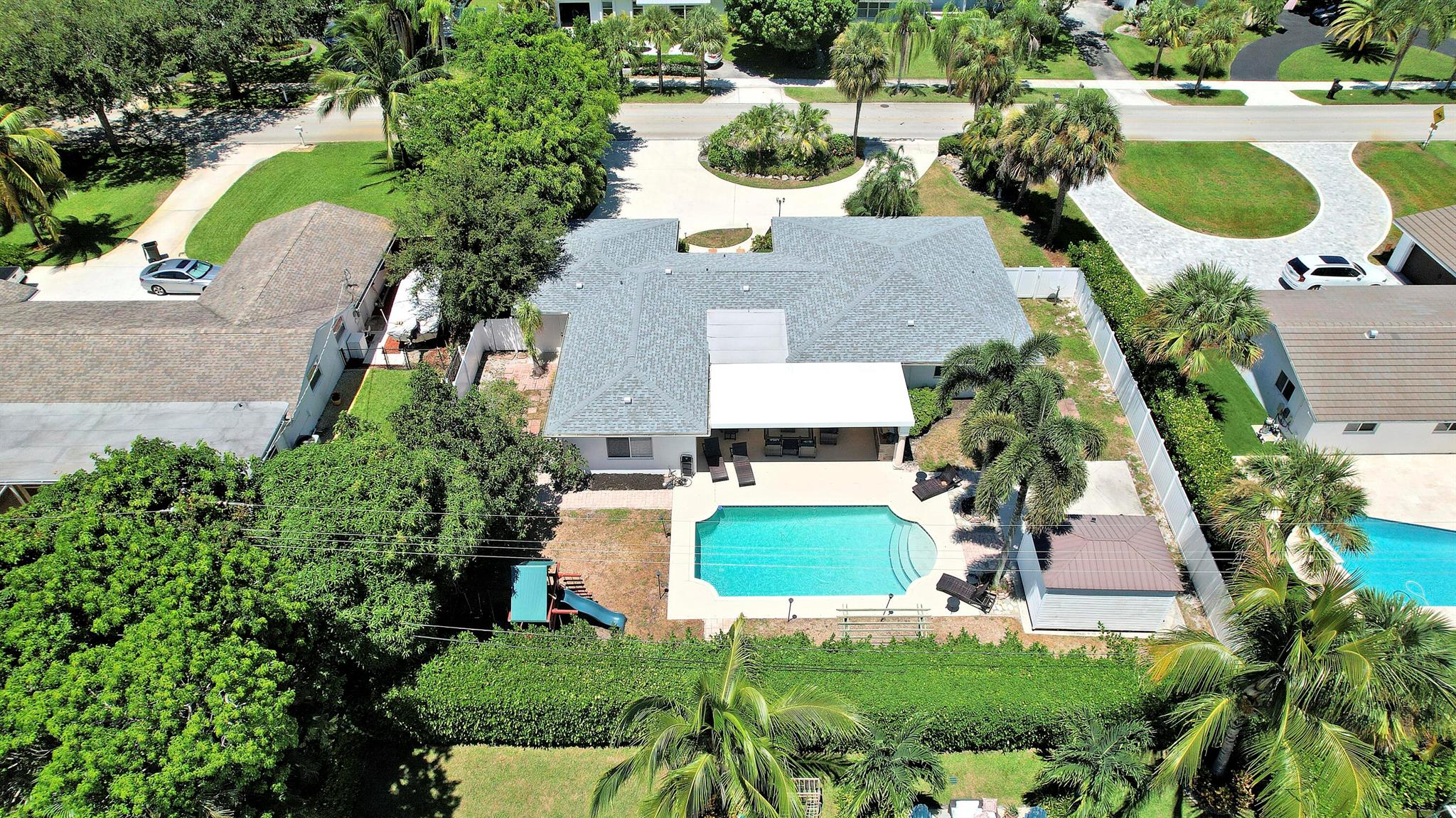 335 Country Club Drive