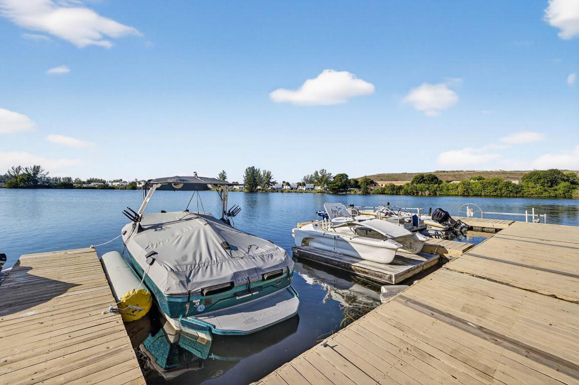 4491 Crystal Lake Drive 201a