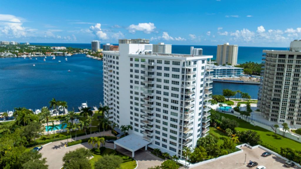 Photo of 875 E Camino Real #9b, Boca Raton, FL 33432 (MLS # R11139789)
