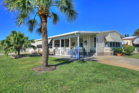 A home in Barefoot Bay