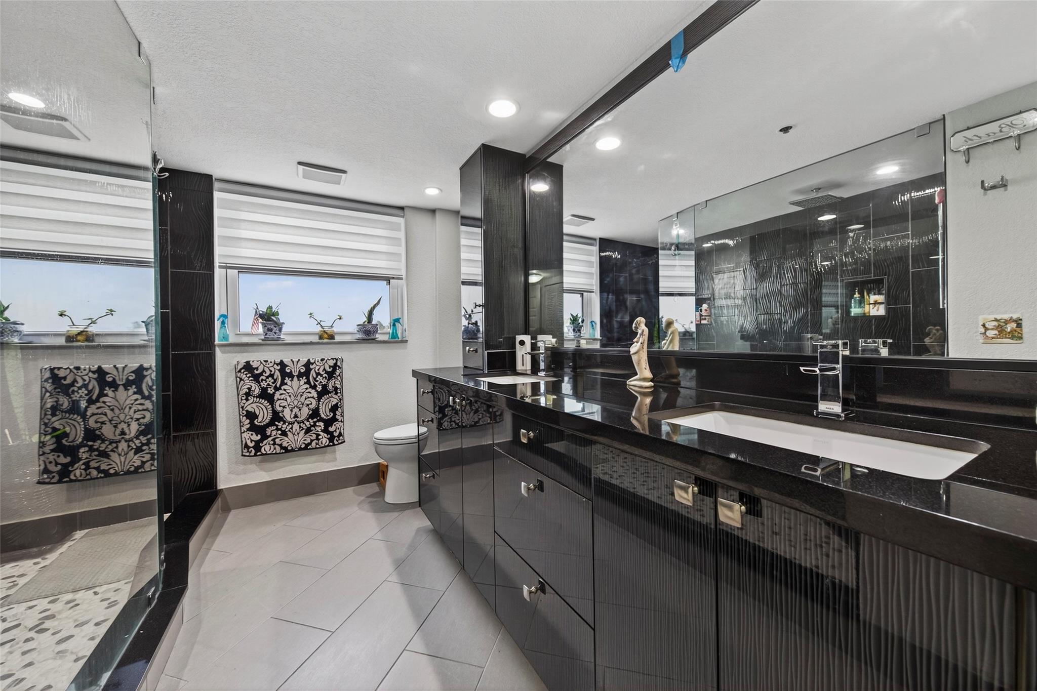 ENVIRON TOWERS - Residential