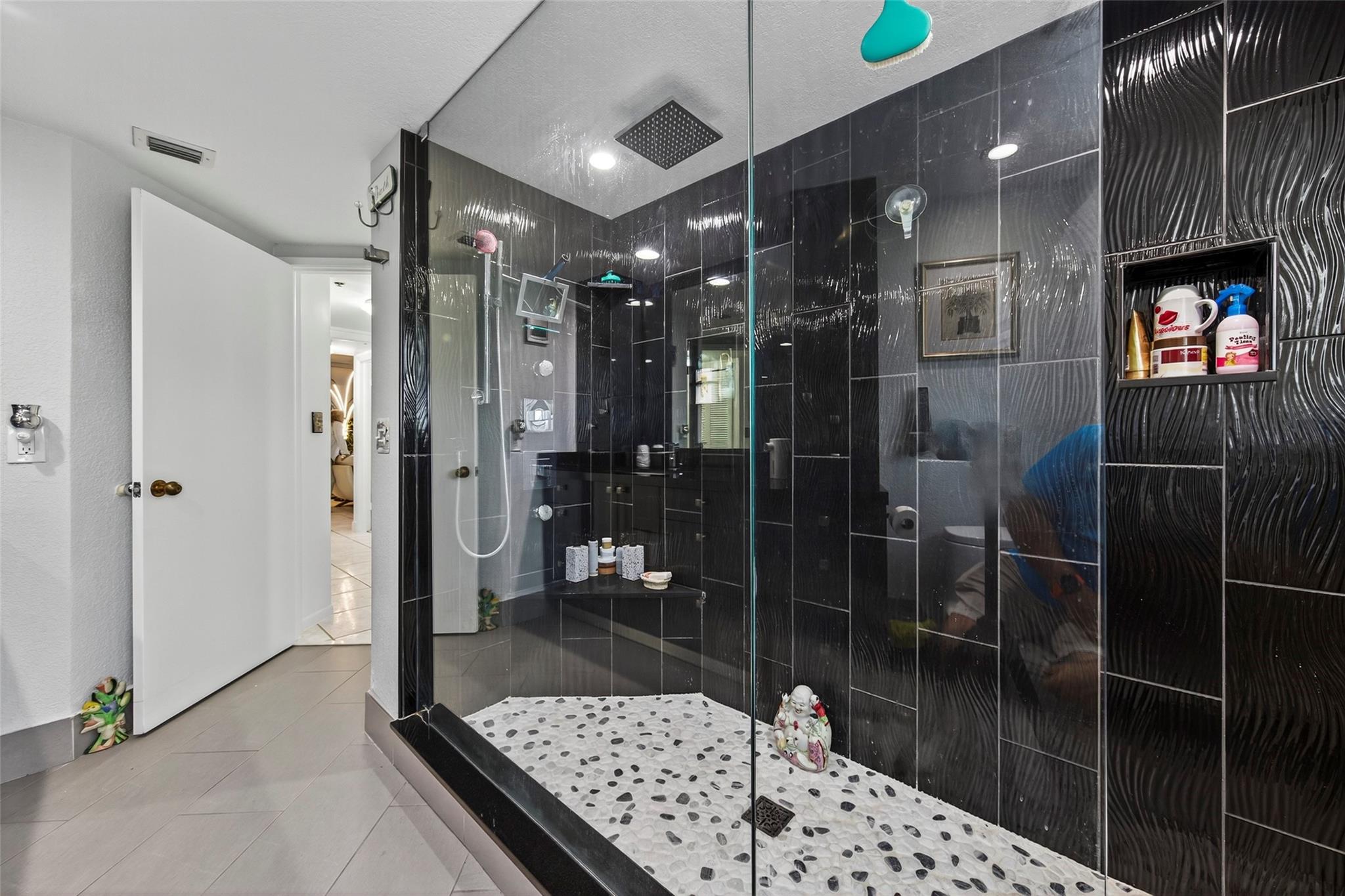 ENVIRON TOWERS - Residential