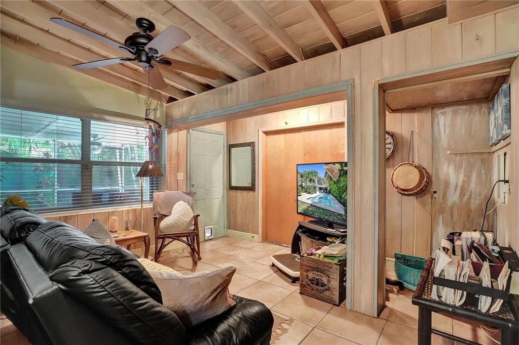RIO VISTA ISLES - Residential