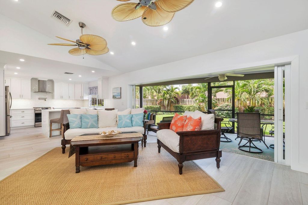 Photo of 1155 Rainwood Circle, Palm Beach Gardens, FL 33410 (MLS # R11086727)