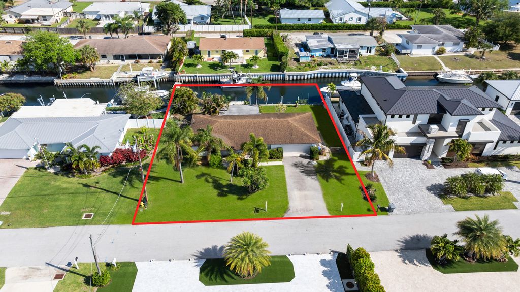 Photo of 2339 Edward Road, Palm Beach Gardens, FL 33410 (MLS # B26008563)