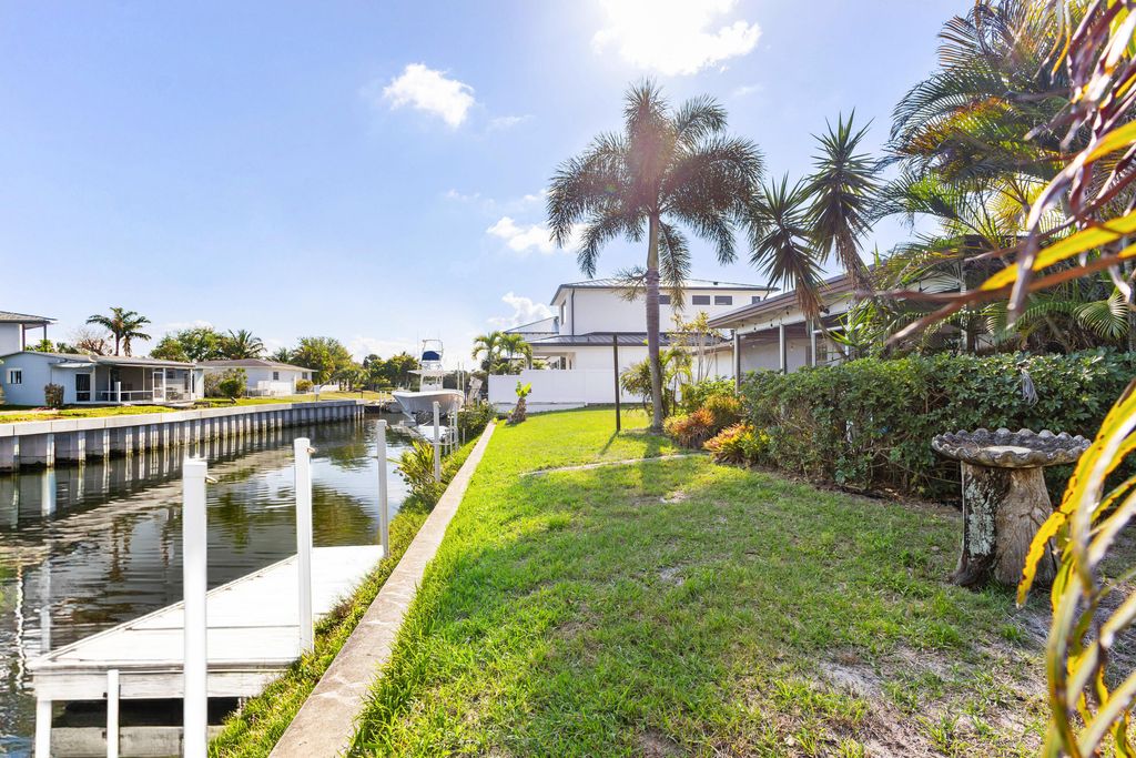 Photo of 2339 Edward Road, Palm Beach Gardens, FL 33410 (MLS # B26008563)