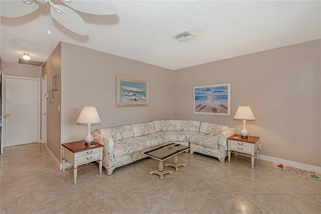 TARELTON MANOR - Residential