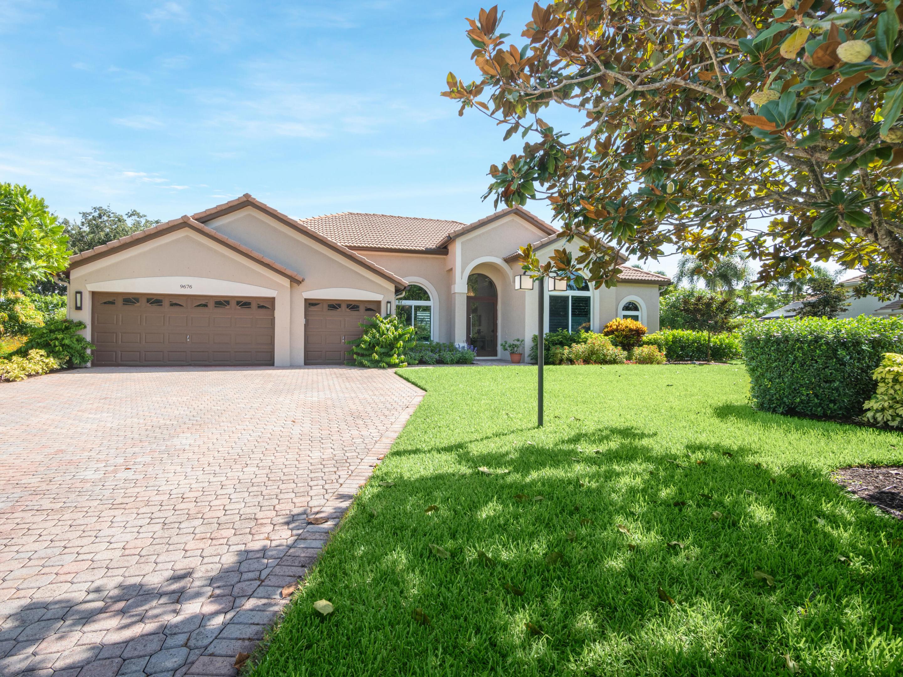 LEGEND LAKE ESTATES - Residential Lease