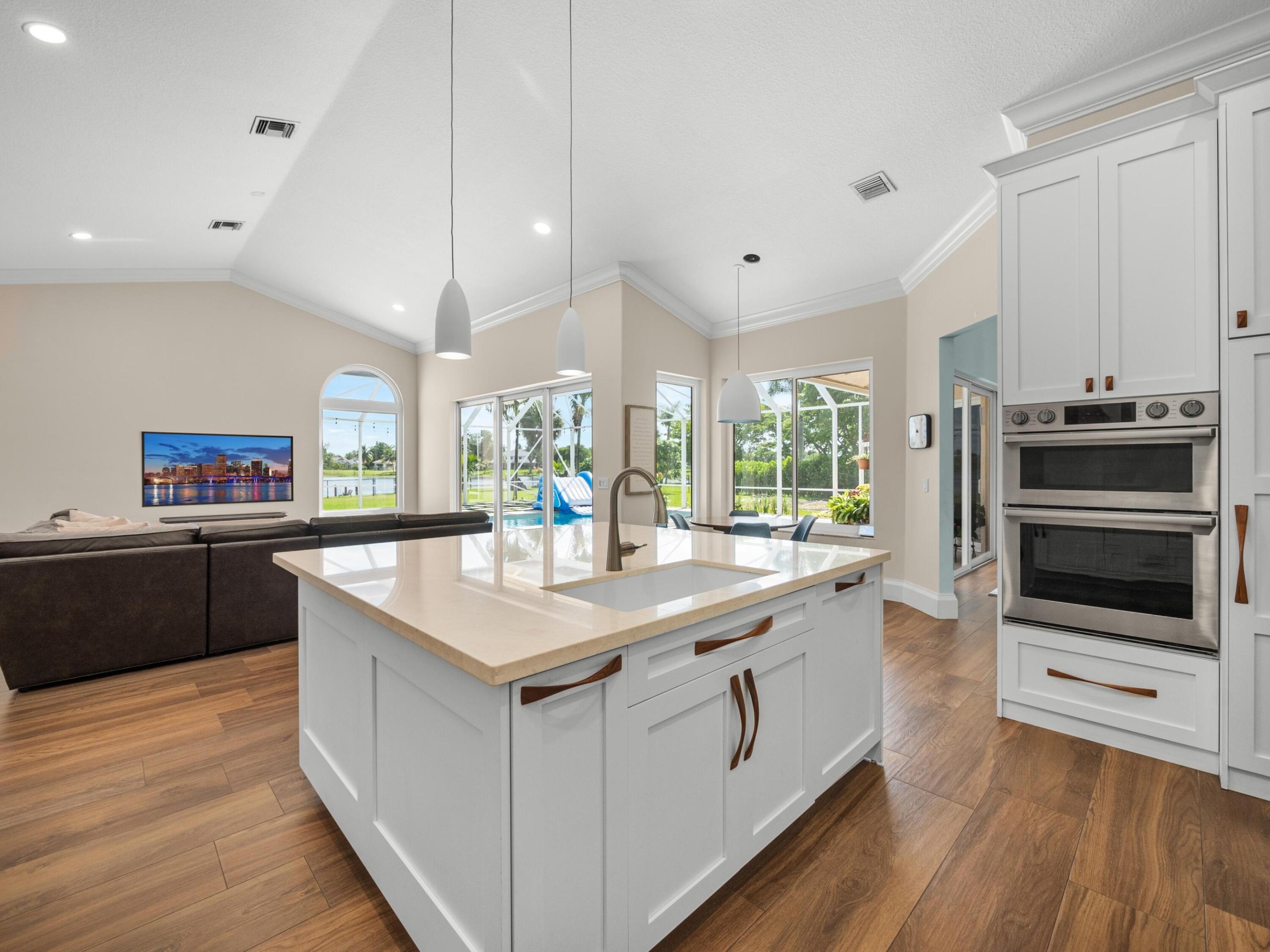 LEGEND LAKE ESTATES - Residential Lease