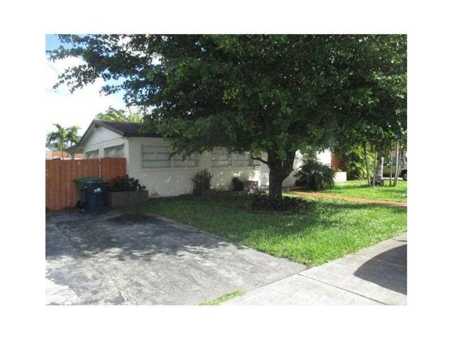 GREAT LOCATION FOR THIS 2 BED/ ONE BATH PROPERTY. A TREMENDOUS POTENTIAL WITH A GOOD SIZE LOT WHERE TO SPAND.THIS IS A  STARTING HOME AND A PROPERTY TO KEEP FOR EVER WITH GREAT SCHOOLS ONLY A FEW BLOCKS AWAY  Property is being sold as is; It's strongly en couraged offers include proof of funds or a pre-approval letter. SELLER/BROKER HAS NO PRIOR PROPERTY HISTORY, DISCLOSURES OR ASSOCIATION DOCS AVAILABLE. BUYER/BUYER'S AGENT RESPONSIBLE TO VERIFY OF ANY VIOLATIONS, HOA FEES, COMMUNITY RULES, TAXES, ETC.