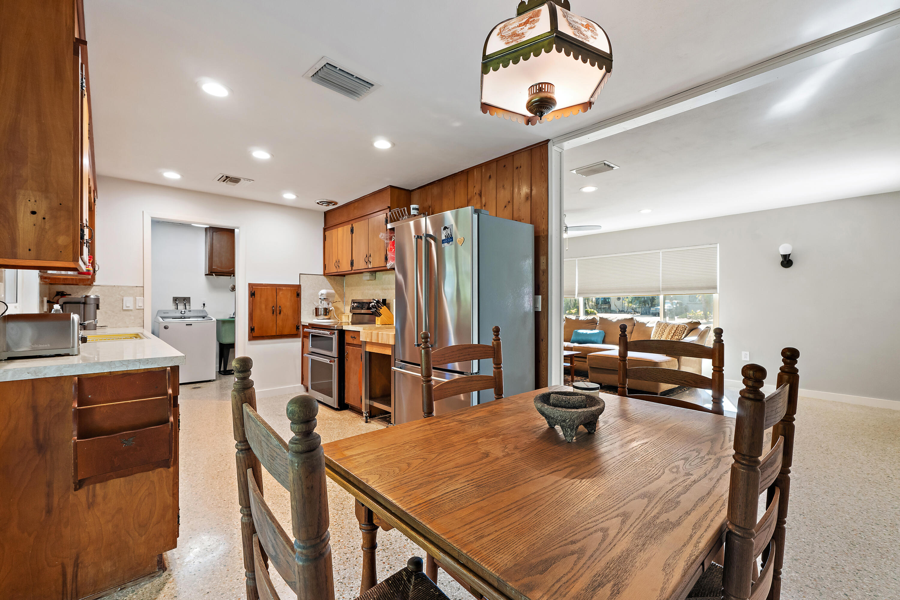 METES AND BOUNDS - Residential