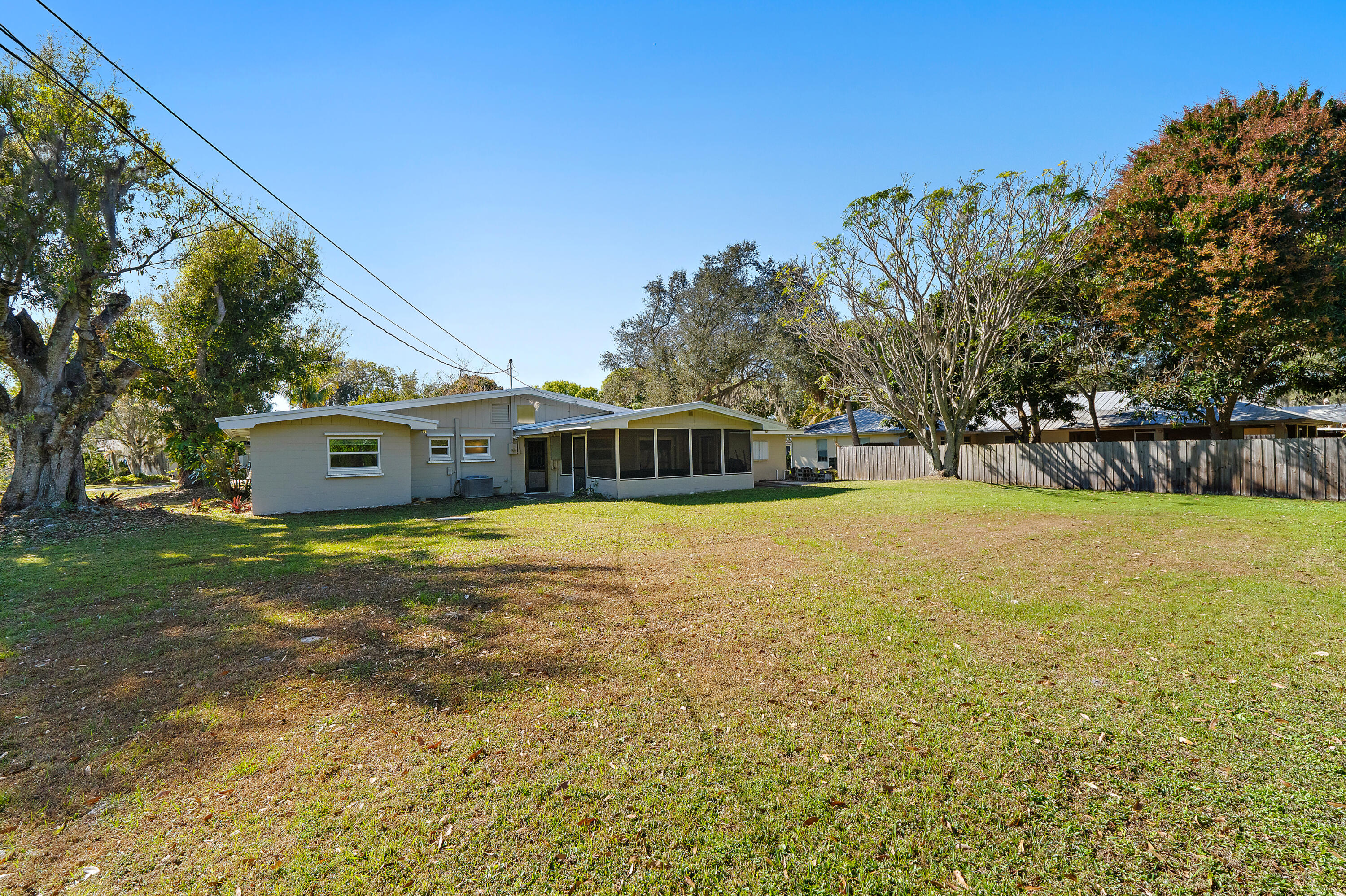 METES AND BOUNDS - Residential