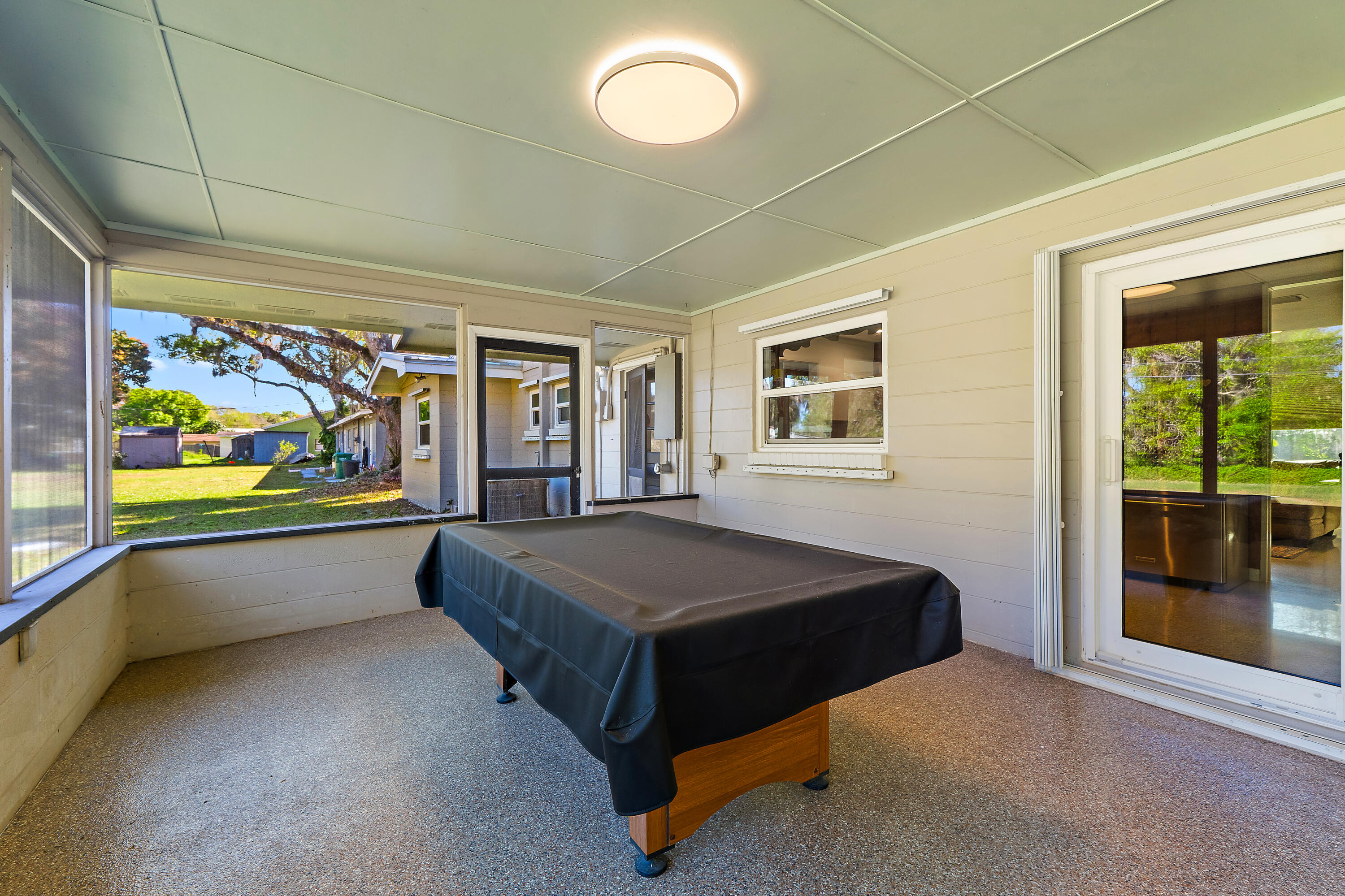 METES AND BOUNDS - Residential