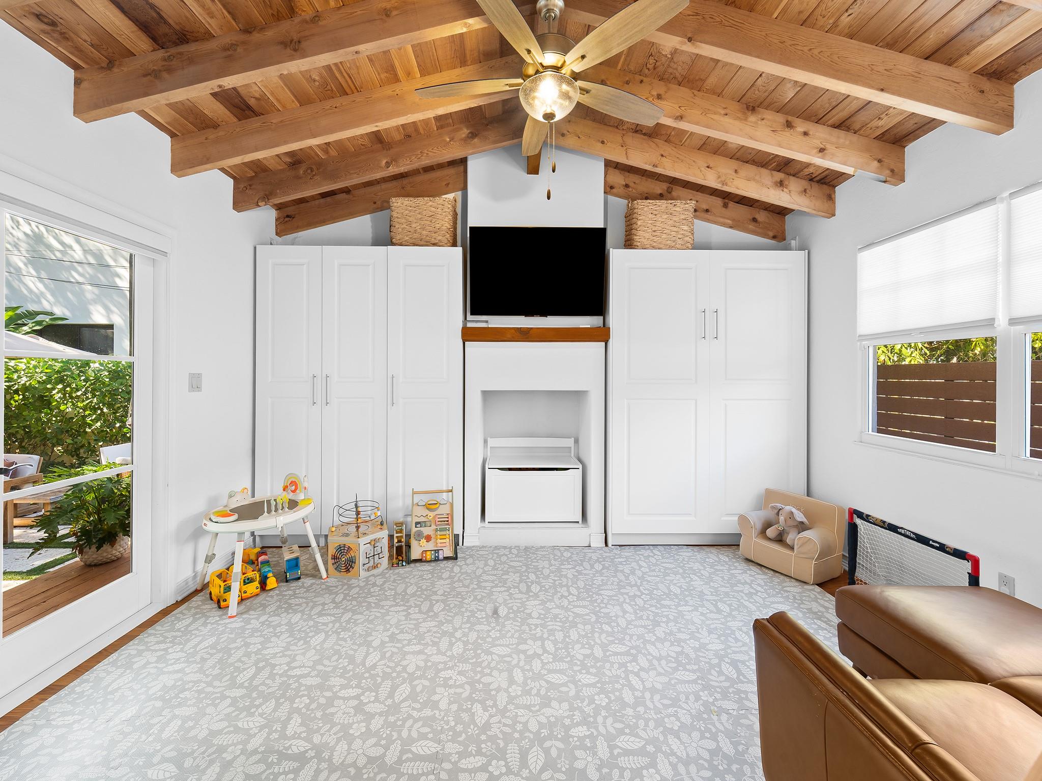 RIO VISTA - Residential