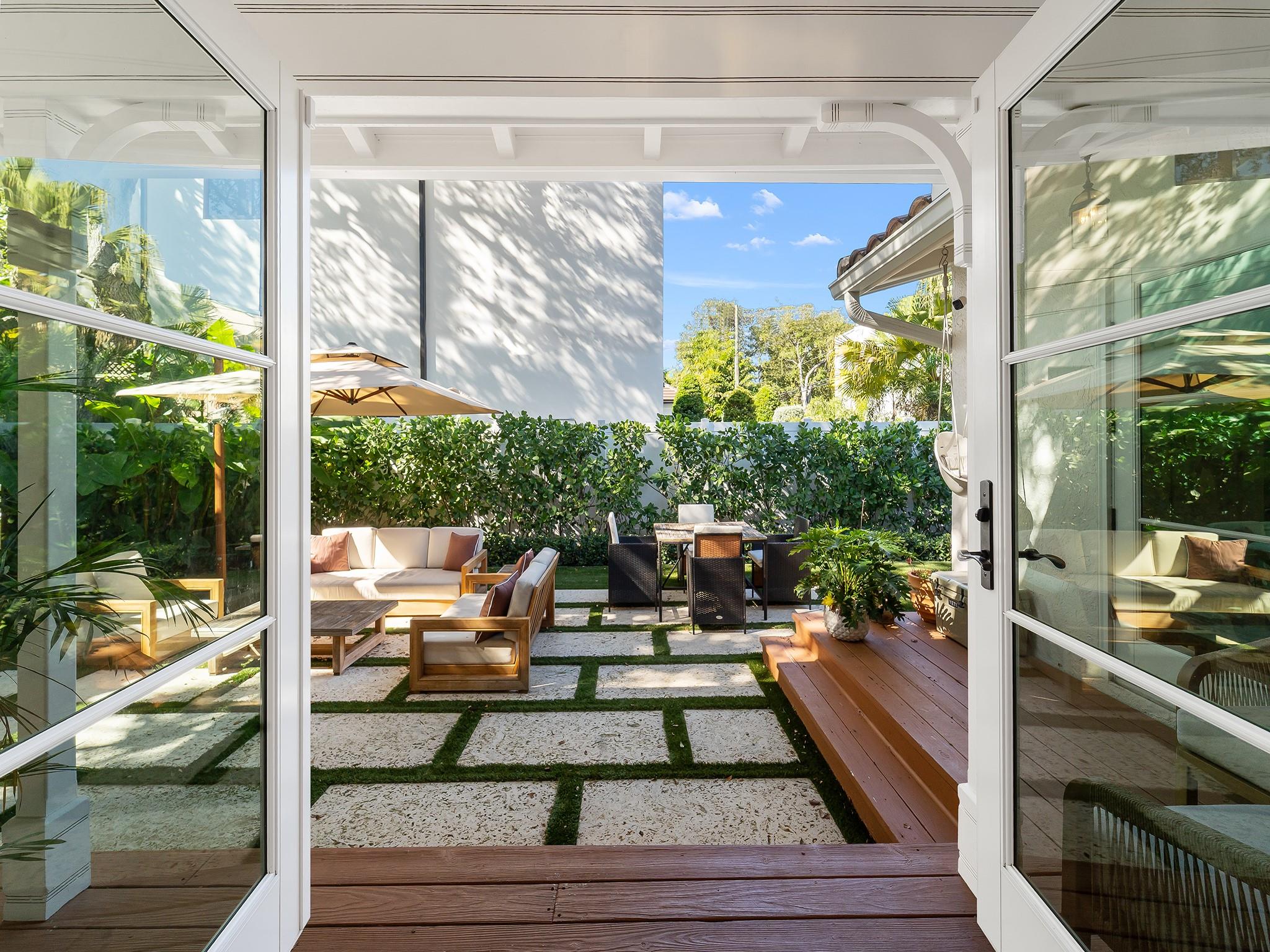 RIO VISTA - Residential