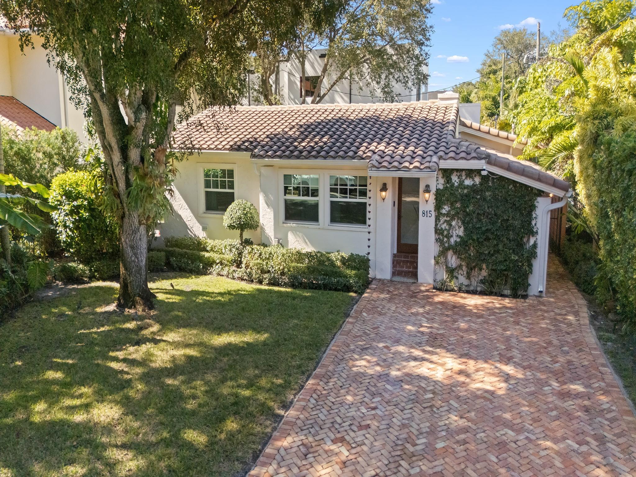 RIO VISTA - Residential