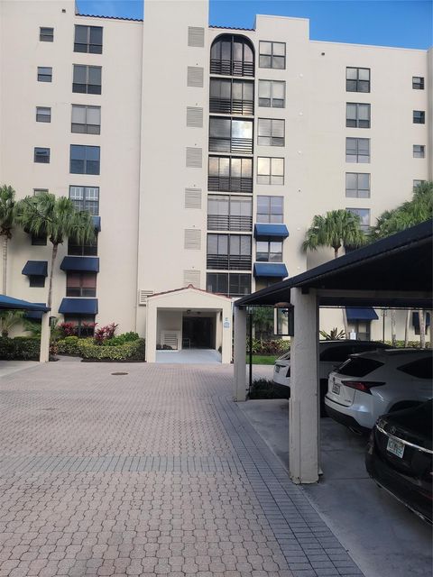 7580 REGENCY LAKES DR 101 Boca Raton FL 33433