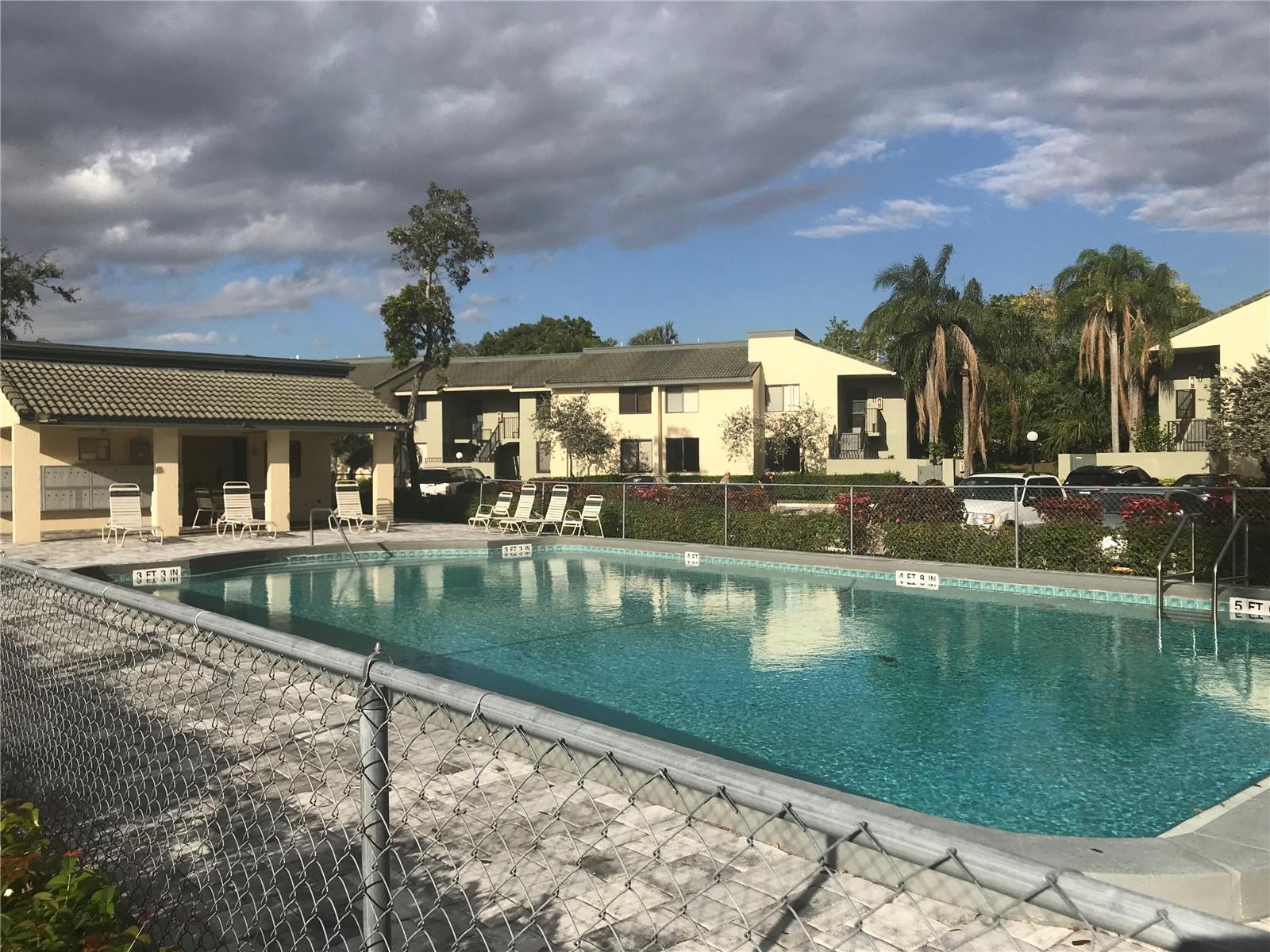 Patios Of Oakwood Condo - Residential Lease