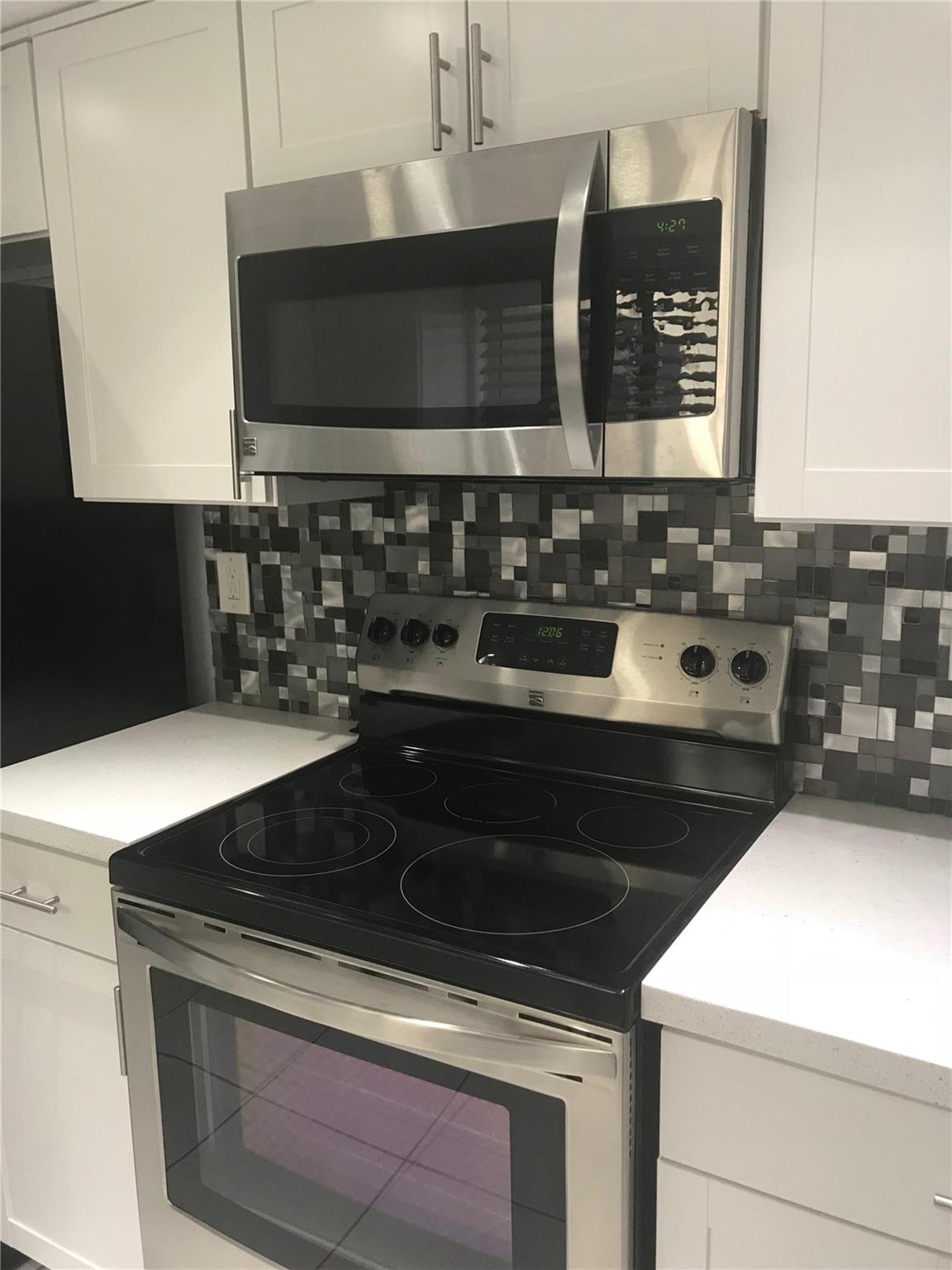 Patios Of Oakwood Condo - Residential Lease