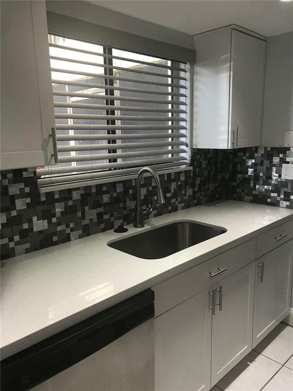 Patios Of Oakwood Condo - Residential Lease
