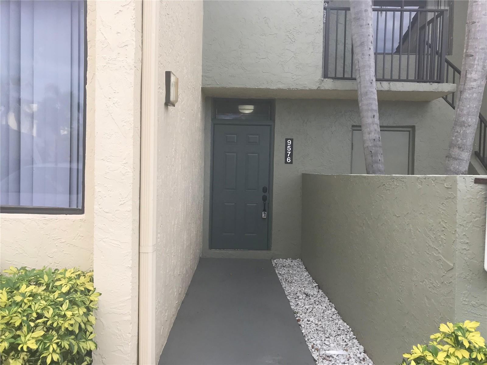 Patios Of Oakwood Condo - Residential Lease