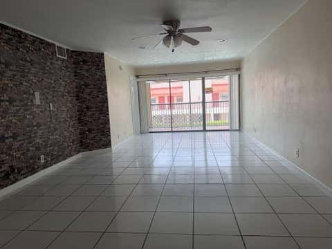 Tiny photo for 2977 Riverside Drive #202, Coral Springs, FL 33065 (MLS # B26036710)