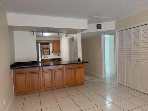 Tiny photo for 2977 Riverside Drive #202, Coral Springs, FL 33065 (MLS # B26036710)