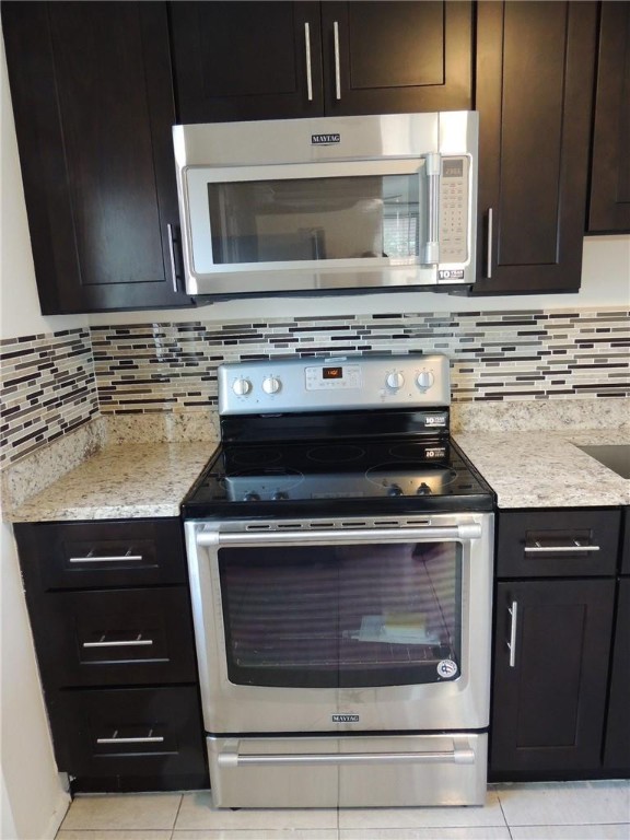 CRESTHAVEN 10 - Residential Lease