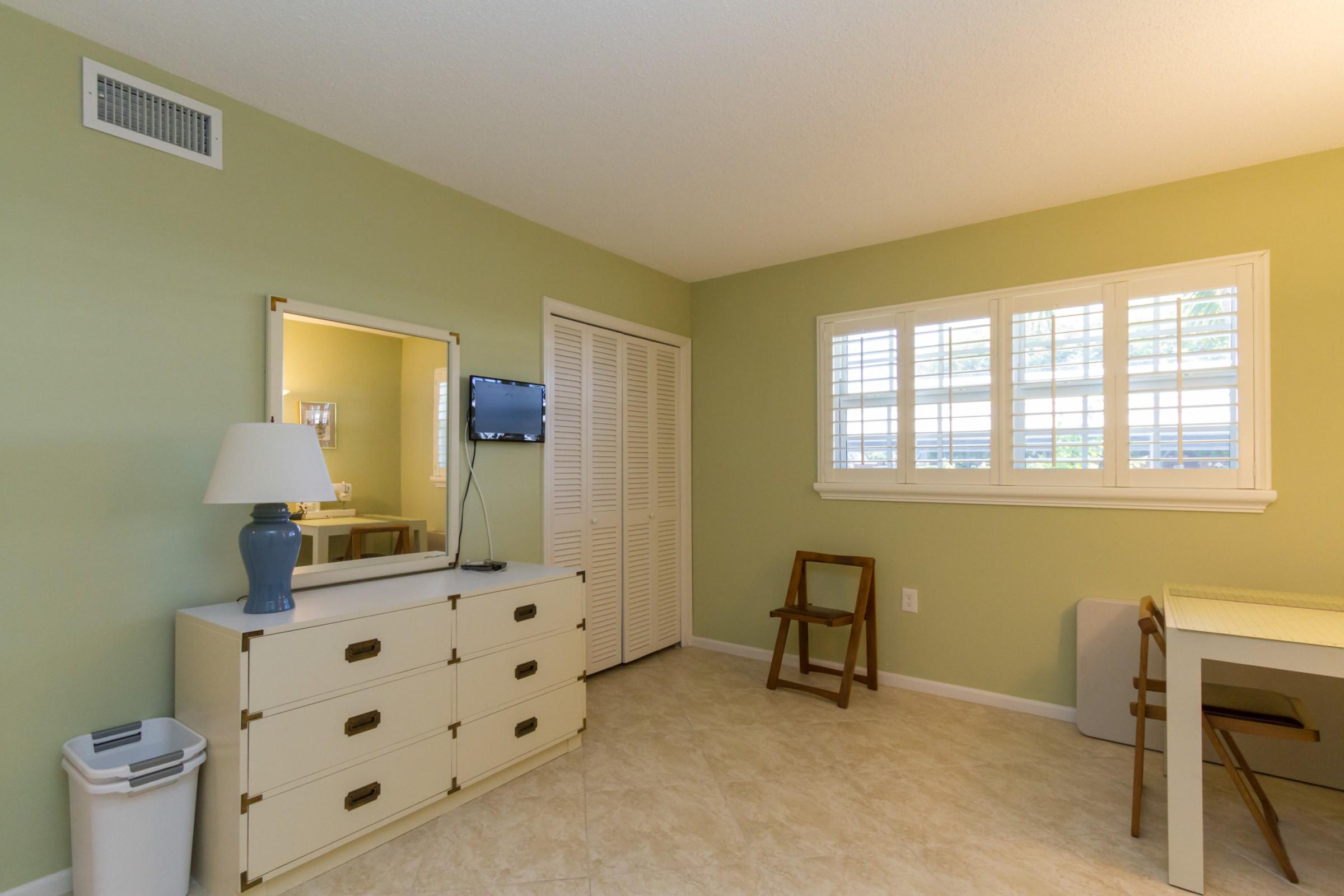 ATLANTIS SHERBROOKE VILLAS CONDO - Residential