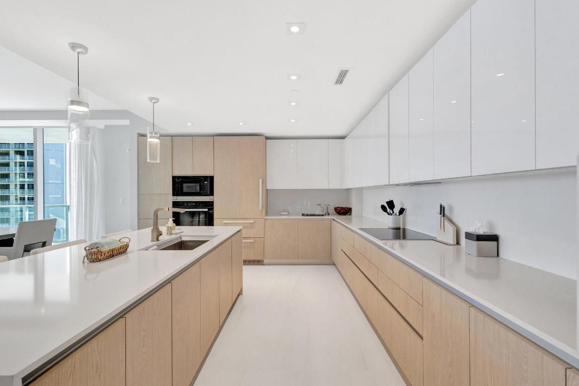 AMRIT OCEAN RESORT 2 CONDO - Residential