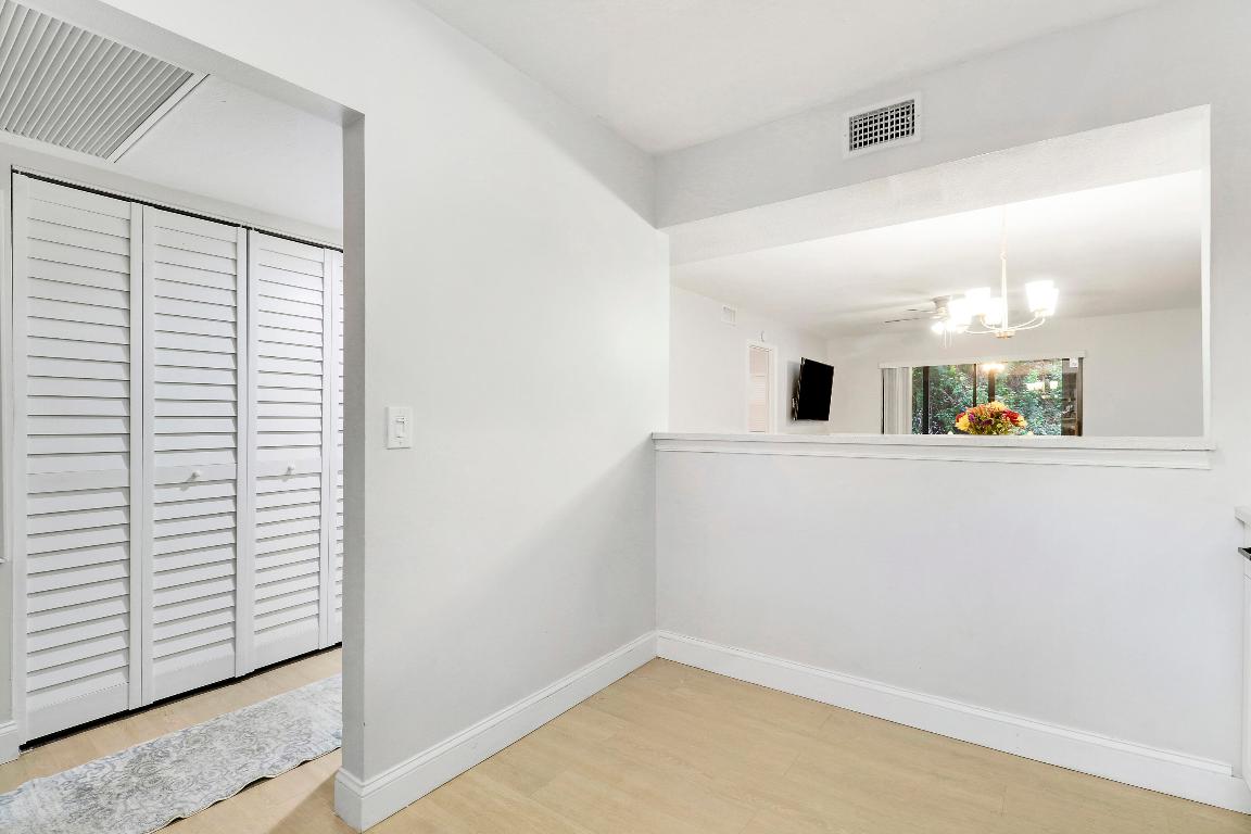 1200 SE Parkview Place F3