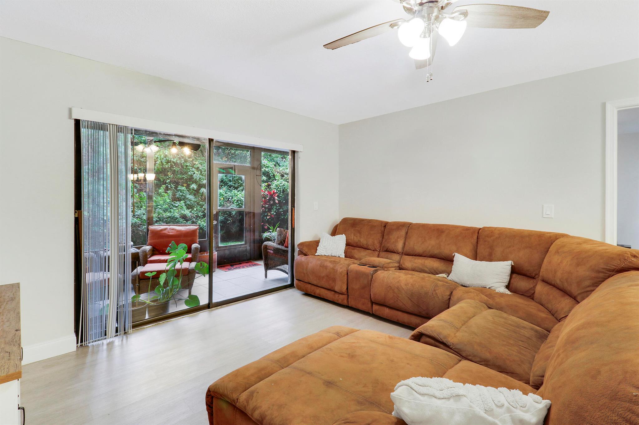 PARKVIEW CONDO - Residential