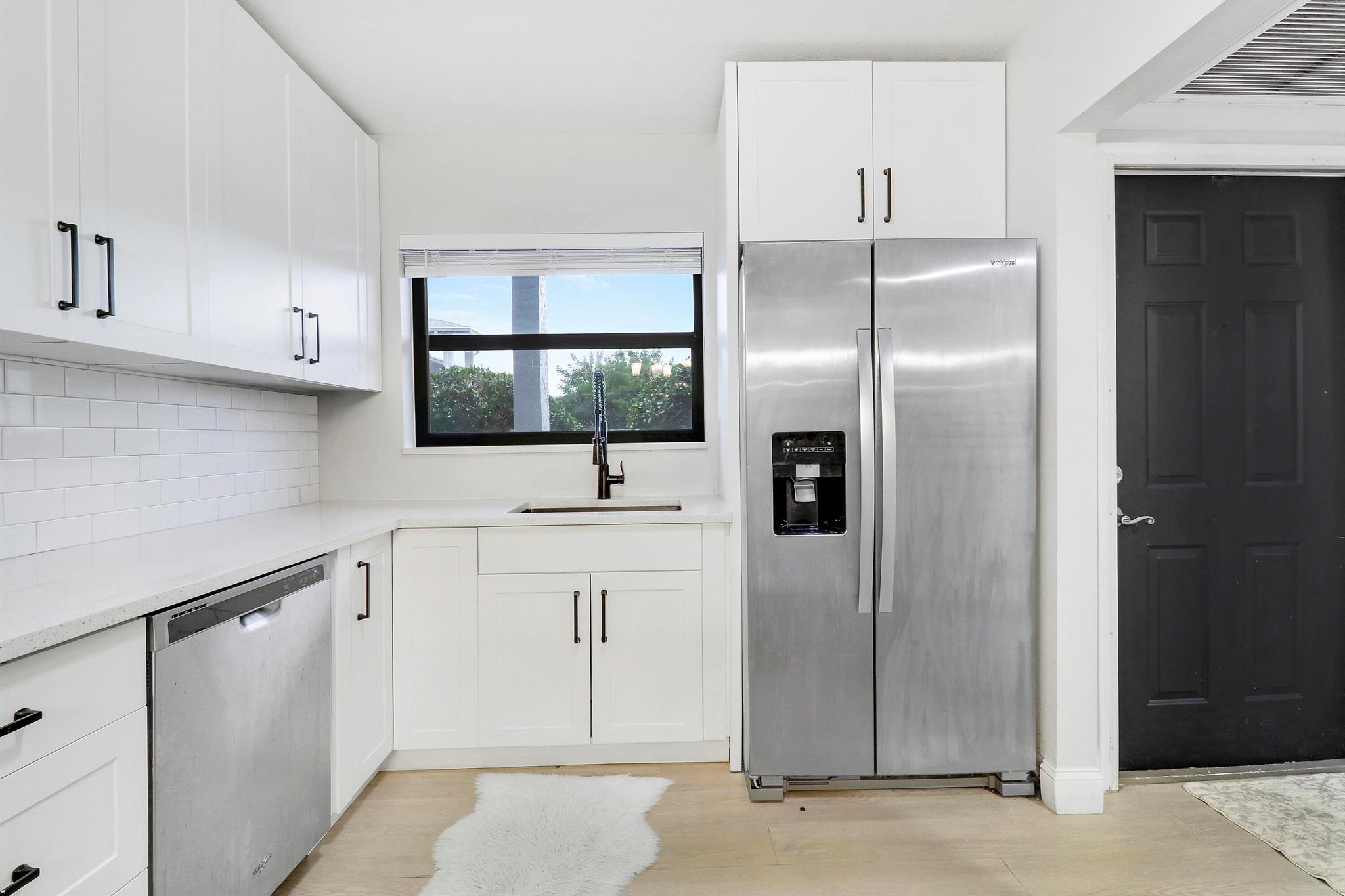 PARKVIEW CONDO - Residential