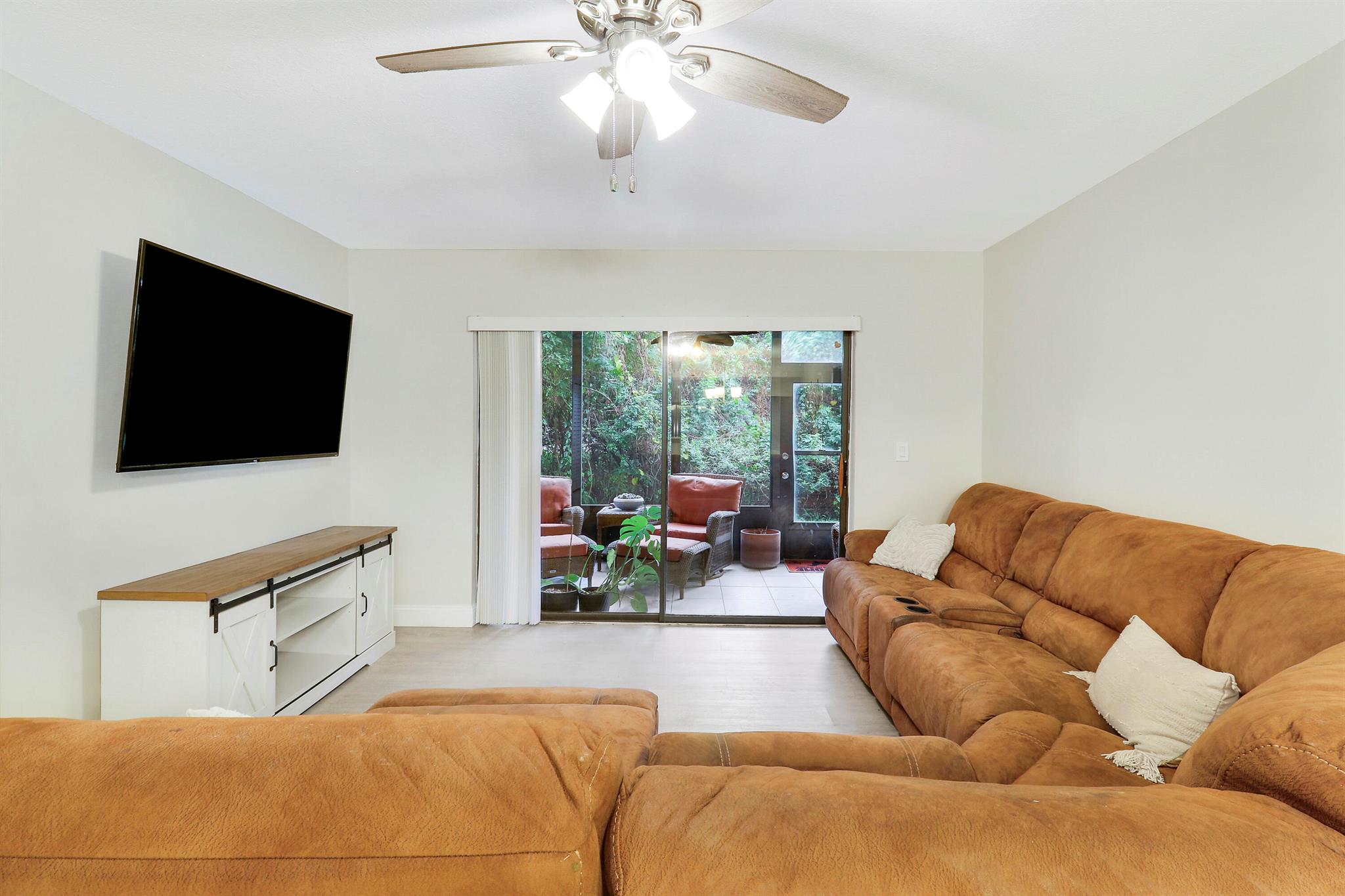 PARKVIEW CONDO - Residential