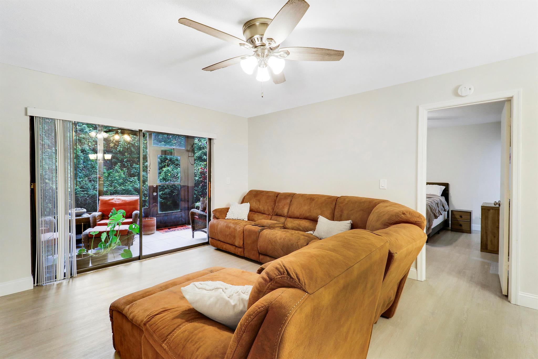 PARKVIEW CONDO - Residential