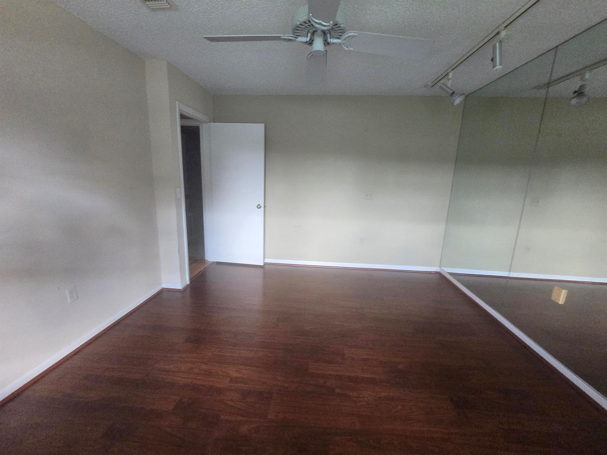 SOUTHPORT AT HUNTERS RUN - Residential