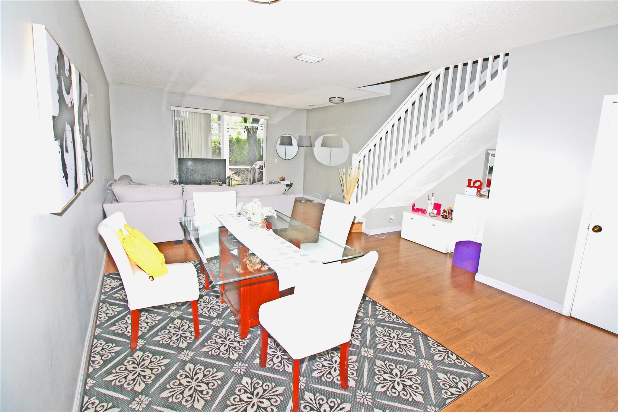 SAN SIMEON - Residential Lease