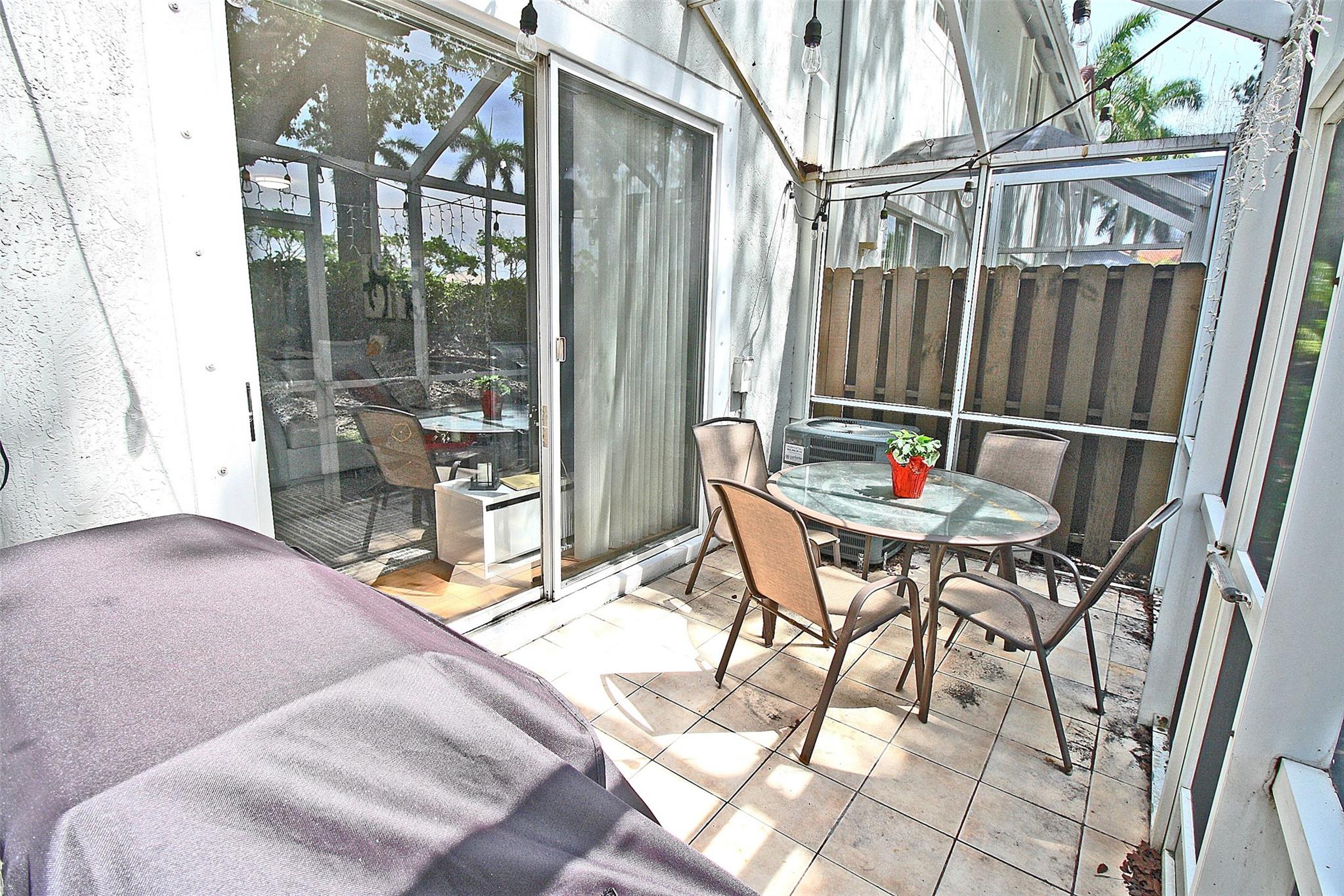 SAN SIMEON - Residential Lease