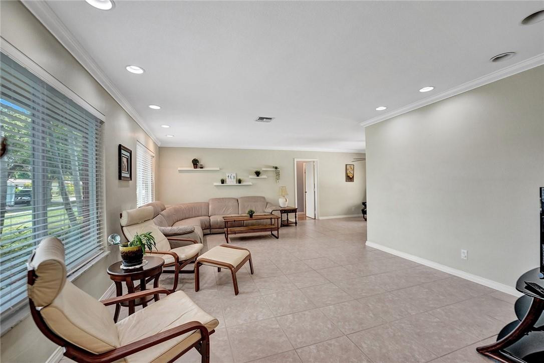 Plantation Park Lakesites - Residential Lease