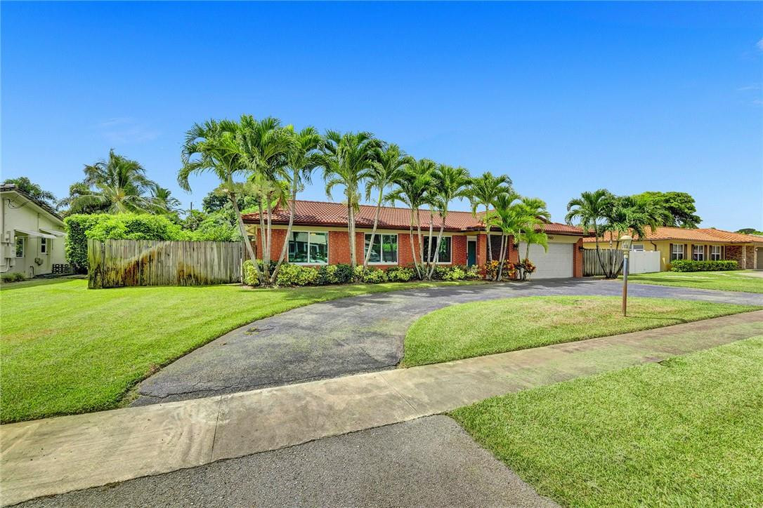 Plantation Park Lakesites - Residential Lease