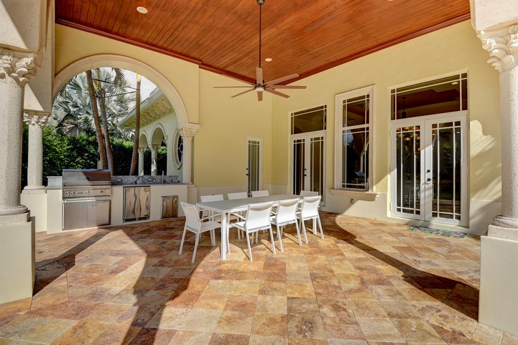 LONG LAKE ESTATES - Residential