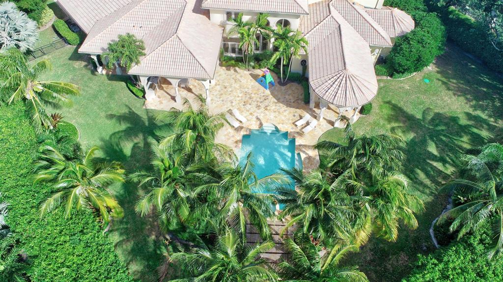 LONG LAKE ESTATES - Residential