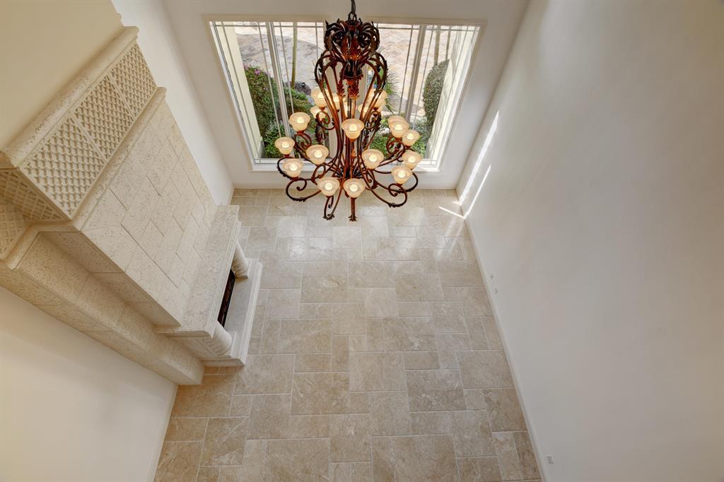 LONG LAKE ESTATES - Residential