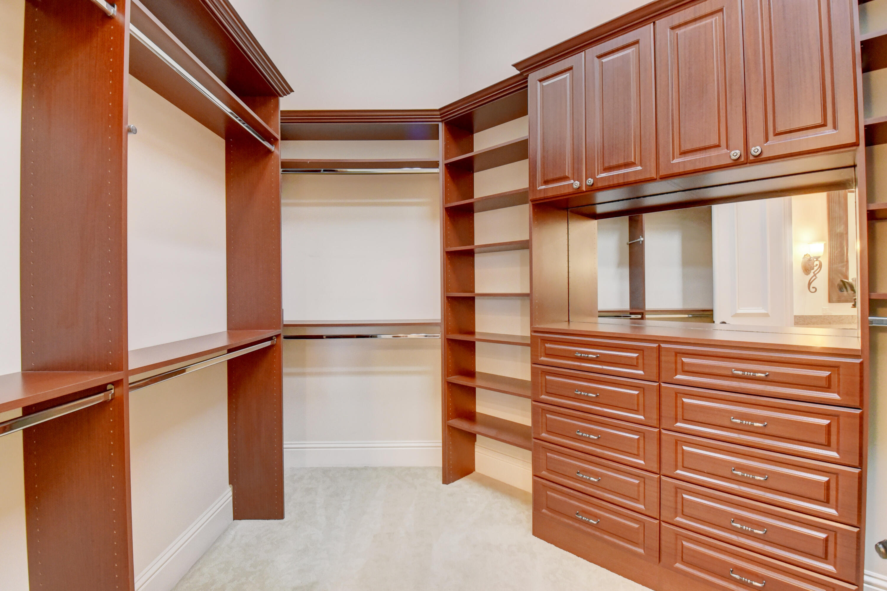 LONG LAKE ESTATES - Residential