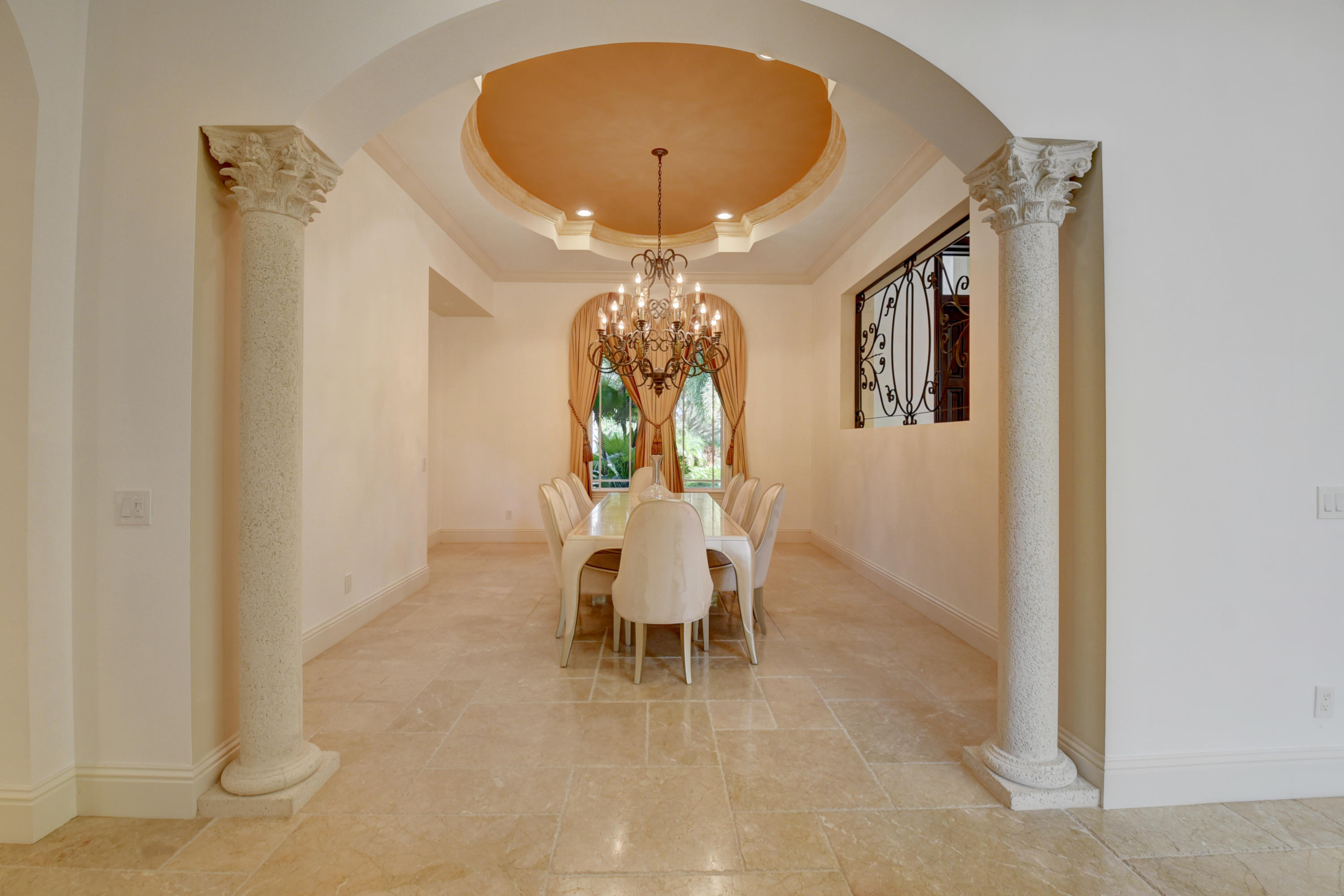 LONG LAKE ESTATES - Residential