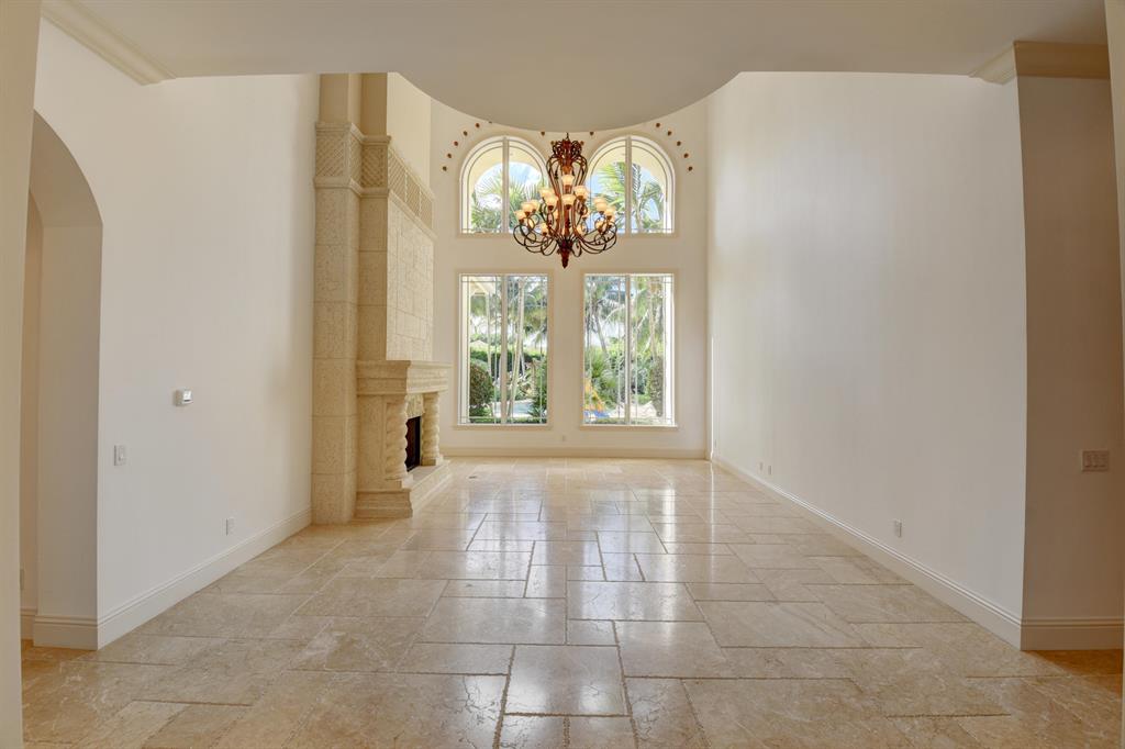 LONG LAKE ESTATES - Residential