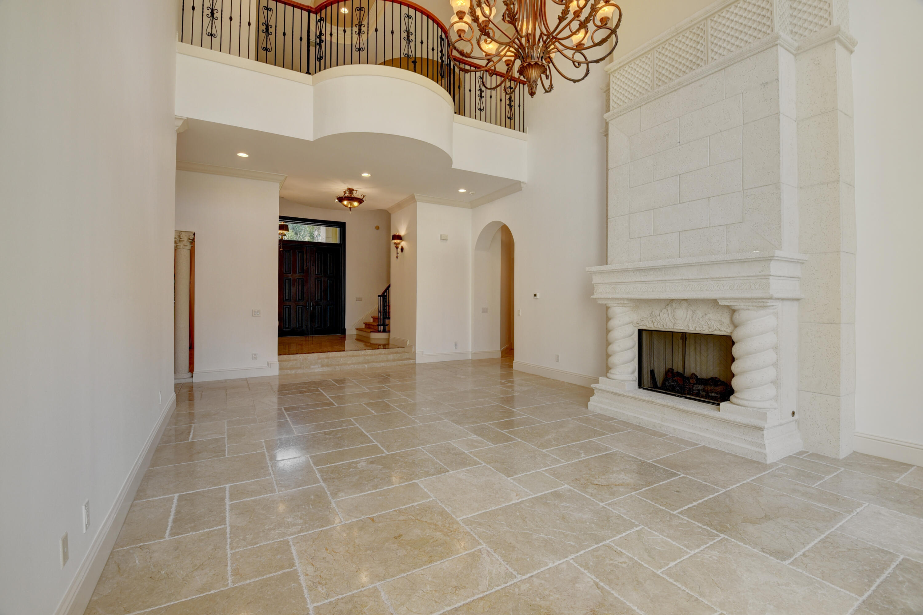 LONG LAKE ESTATES - Residential