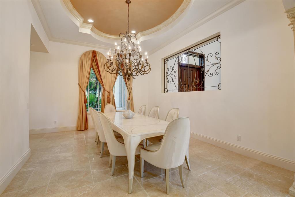 LONG LAKE ESTATES - Residential