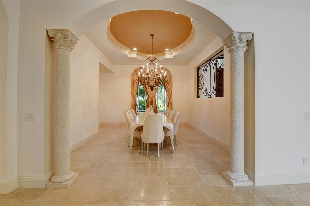 LONG LAKE ESTATES - Residential